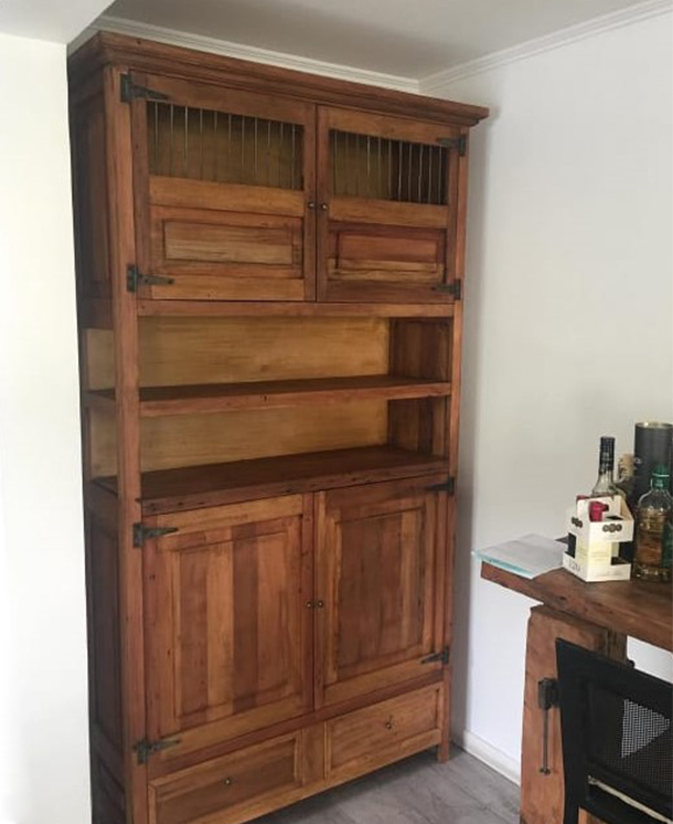 Bar Rústico con Espacio Abierto