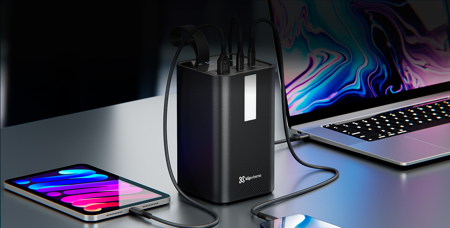 Powerbank 50000mAh 100W con luz para camping, notebook y emergencia – KlipXtreme KPB-900 3