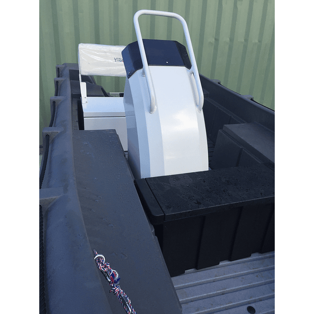 Lancha HDPE Whaly 455 FULL 40 HP trailer