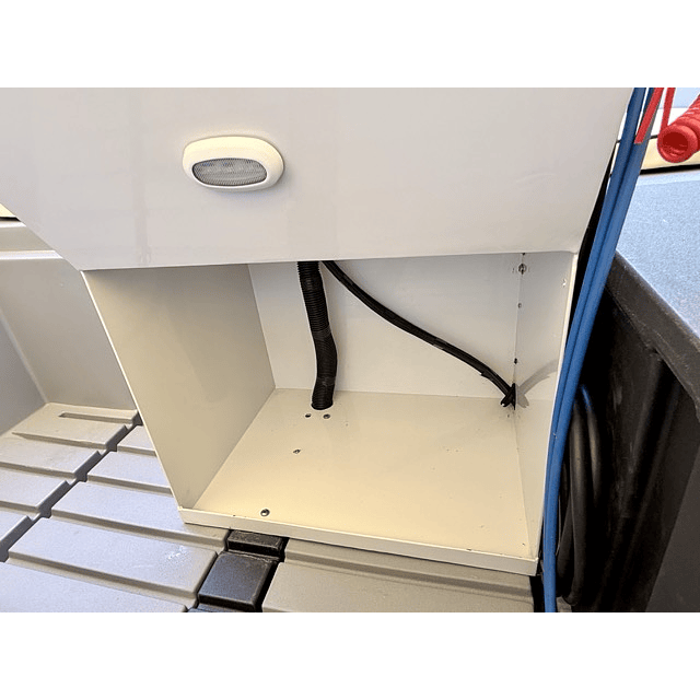  Lancha HDPE Whaly 380, 20 o 30 HP y carro de arrastre