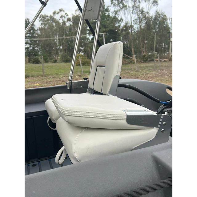 Lancha HDPE Whaly 455R PRO FULL 40 o 60 HP Trailer