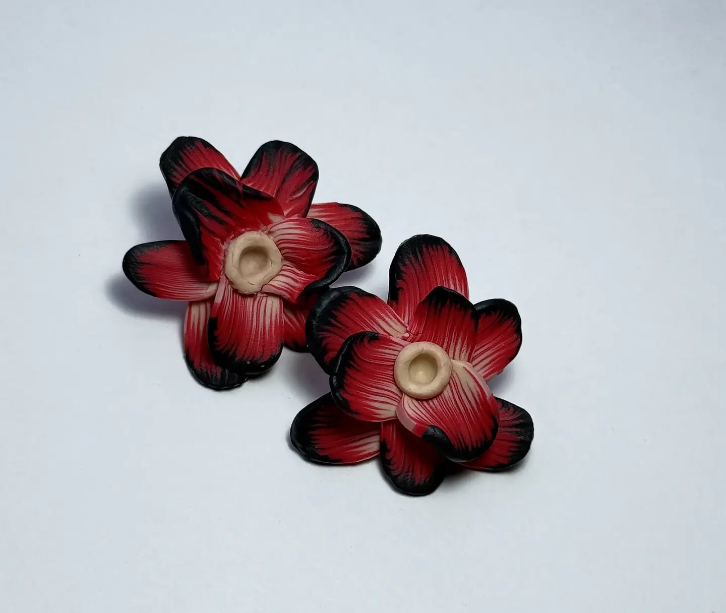 Aros Orquídea Barco Rojo 2