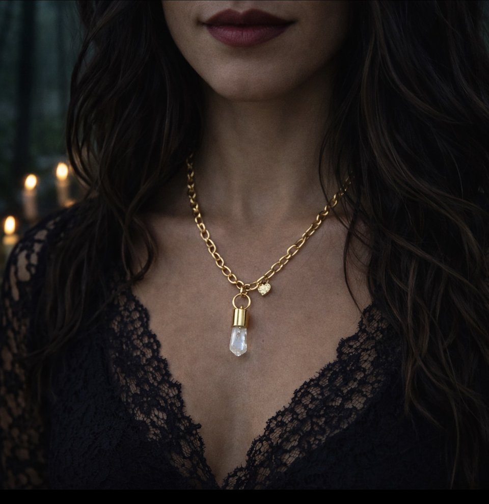 ✨ Collar Punta de Cuarzo – Canal de Energía y Protección 1