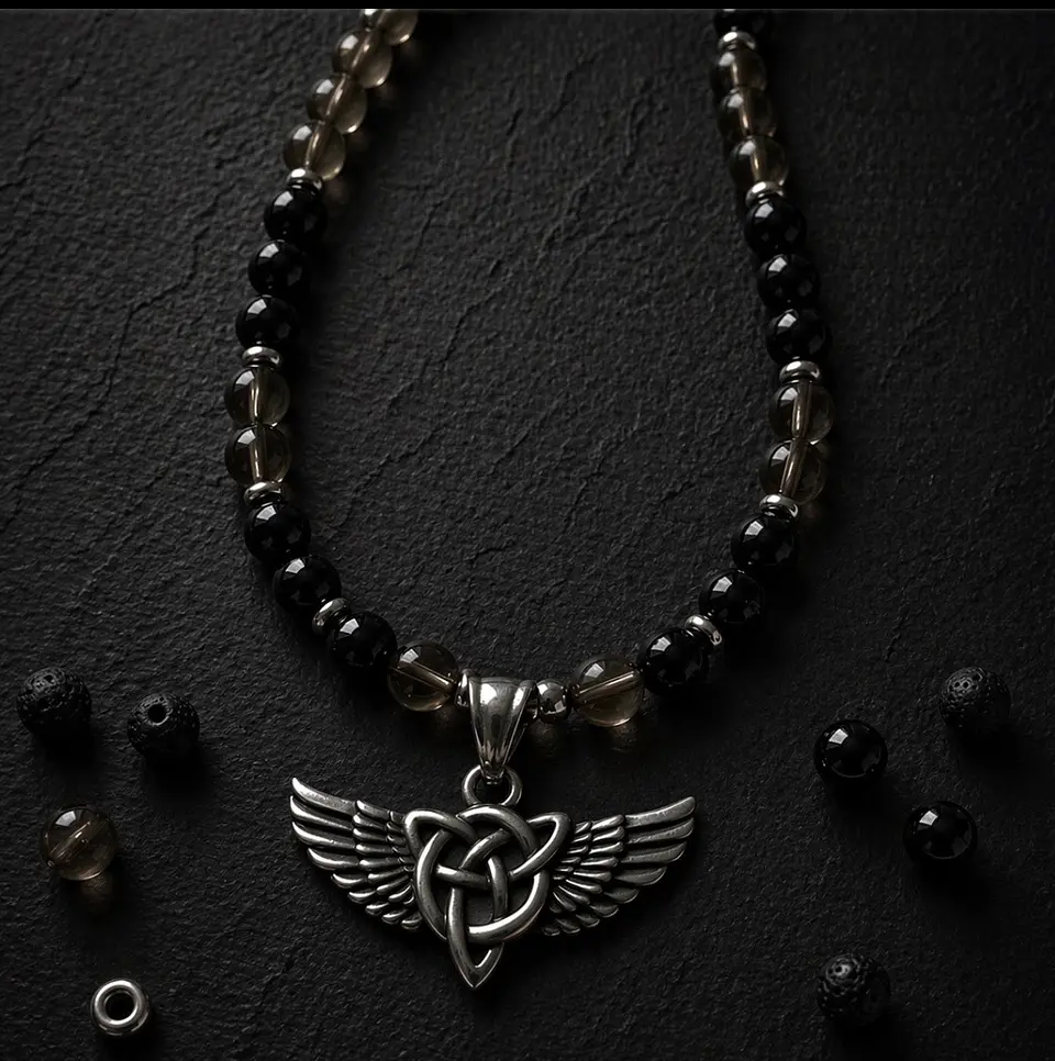 ✨ COLLAR TRIQUETA ALADA ✨ 1