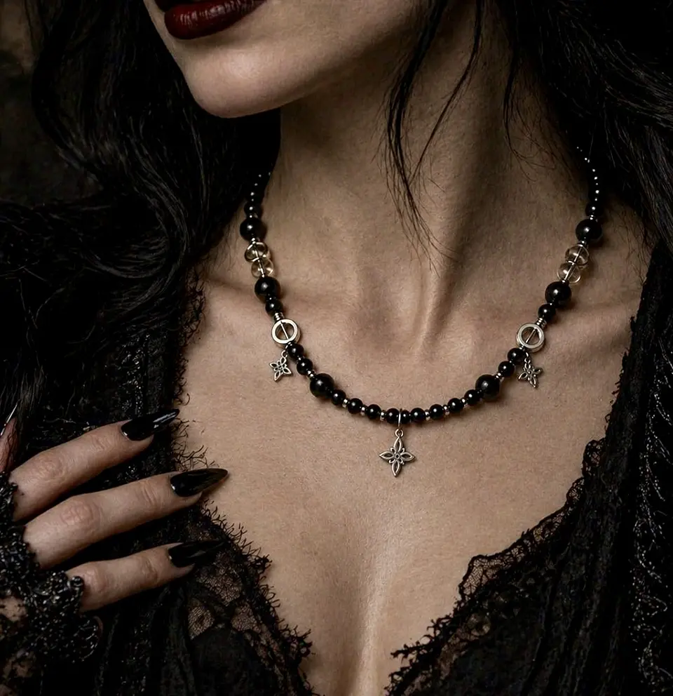 ✧ COLLAR ÓNIX & CUARZO AHUMADO ✧ con dijes Nudo de Bruja 1