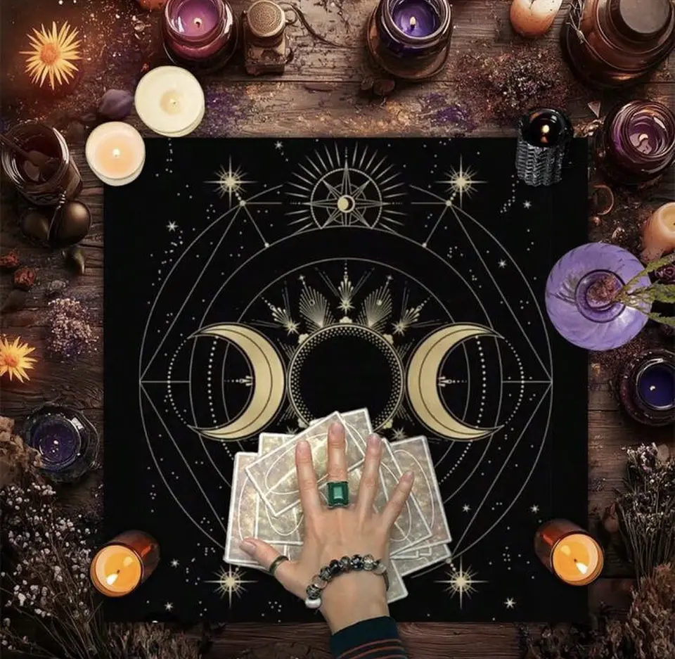 🌙 Paño Ritual Sol y Luna 49 x 49 cm  2