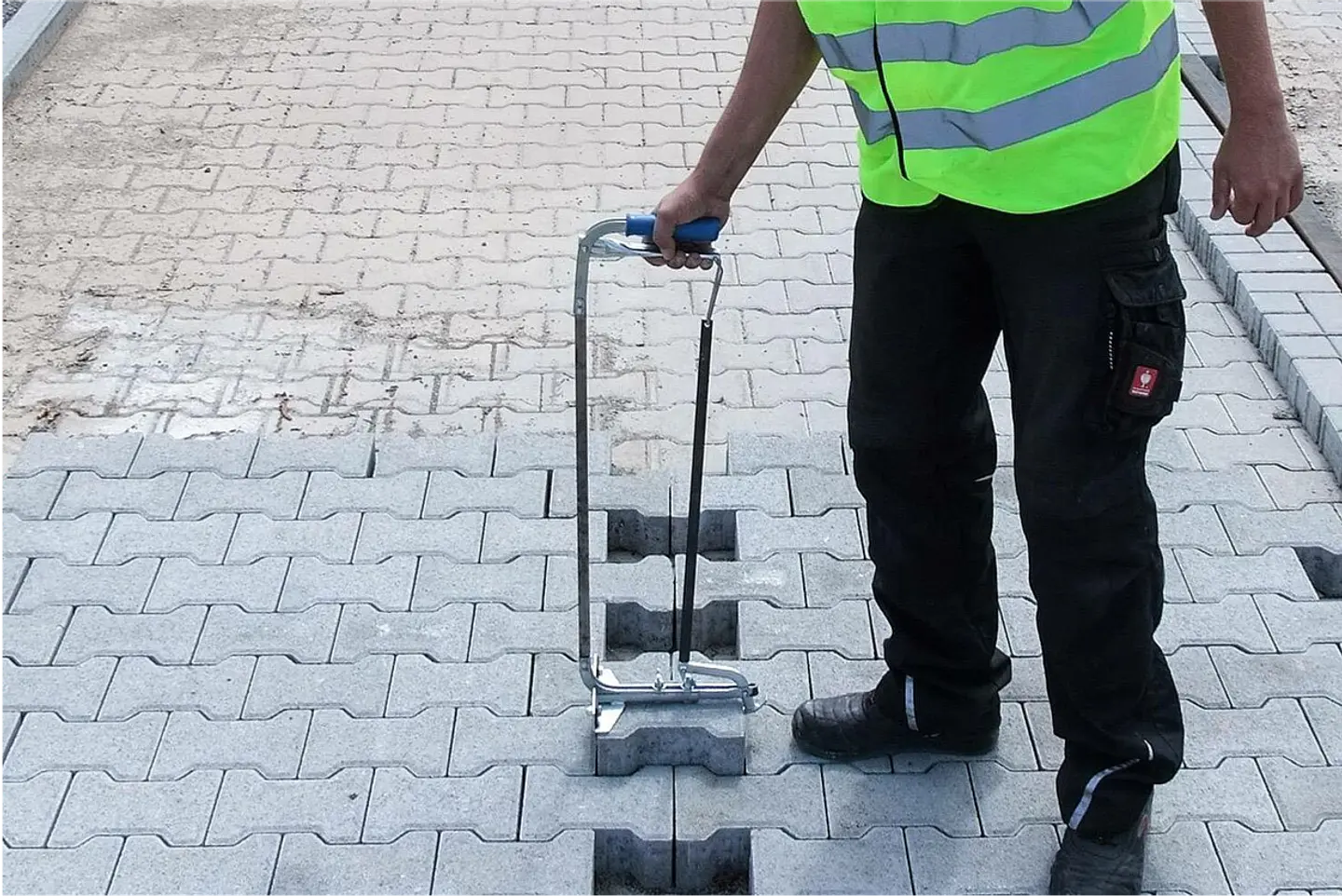 INSTALADOR ADOQUINES 3