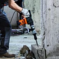 VEVOR Martillo de demolición eléctrico de 1,400 W, resistente, de 2,900 BPM, para romper hormigón, 2 brocas de cincel para astillar con funda y guantes - Miniatura 3
