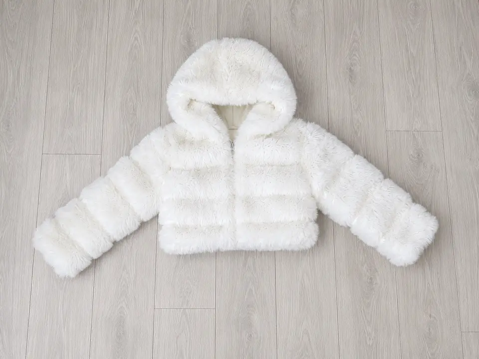 ✨ Chaqueta con gorro ✨  3