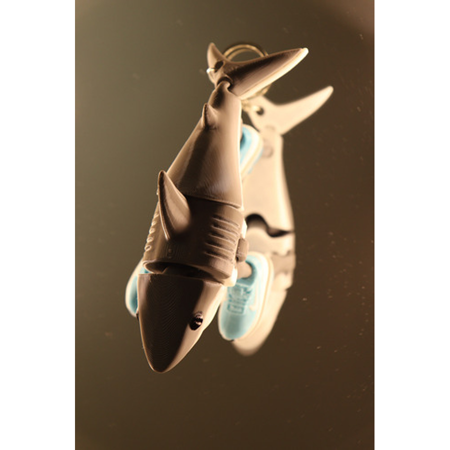 Tralalero Tralala - Llavero Y Figura 14 Cm