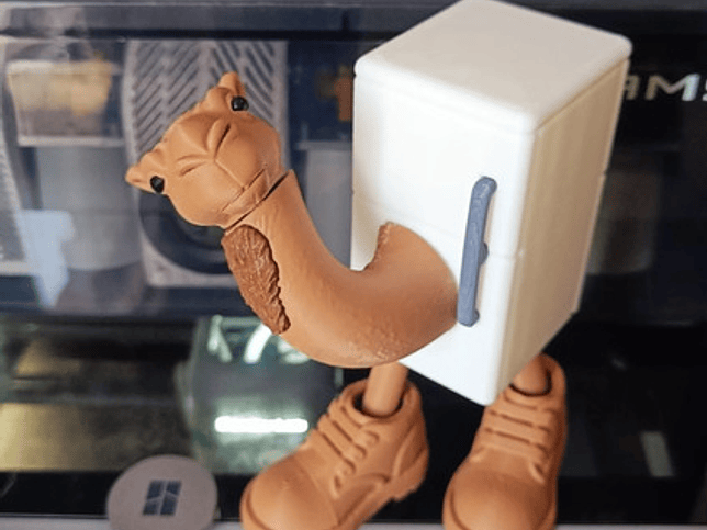 Juguete Italian Brainrot Articulado - Frigo Camello 3