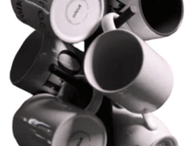 Soporte Moderno Para Tazas 1