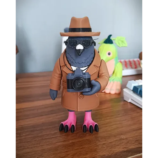 Spioniro Golubiro - Figura Articulada 4
