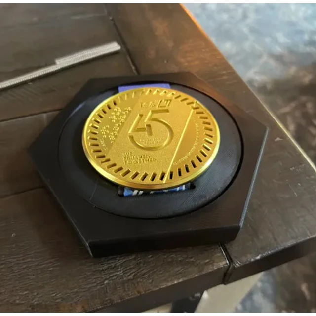 Exhibidor De Medallas En Forma Hexagonal