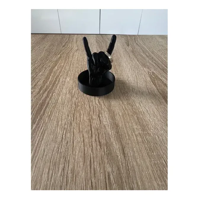Soporte  De Mano Para Anillos 3