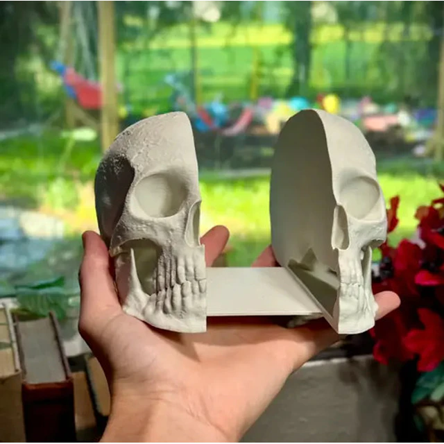 Sujeta Libros - Calavera