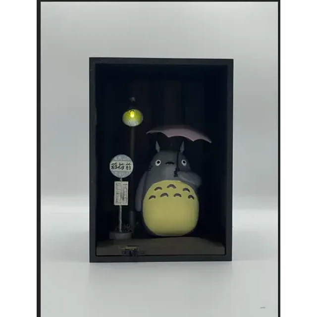 Parada De Autobús De Totoro, Booknook