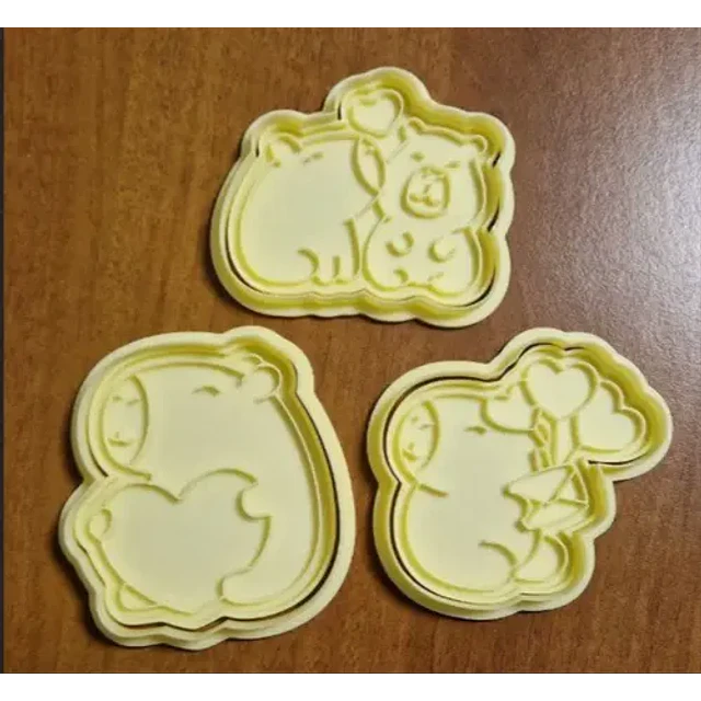 Cortador De Galletas -  Capibara Enamorado (pack 3)