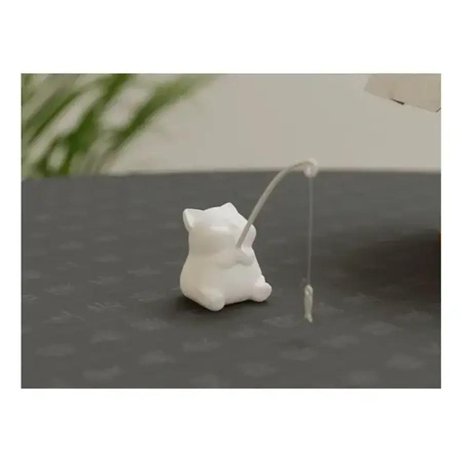 Gatito Pescando Figura Decorativa