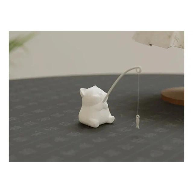 Gatito Pescando Figura Decorativa
