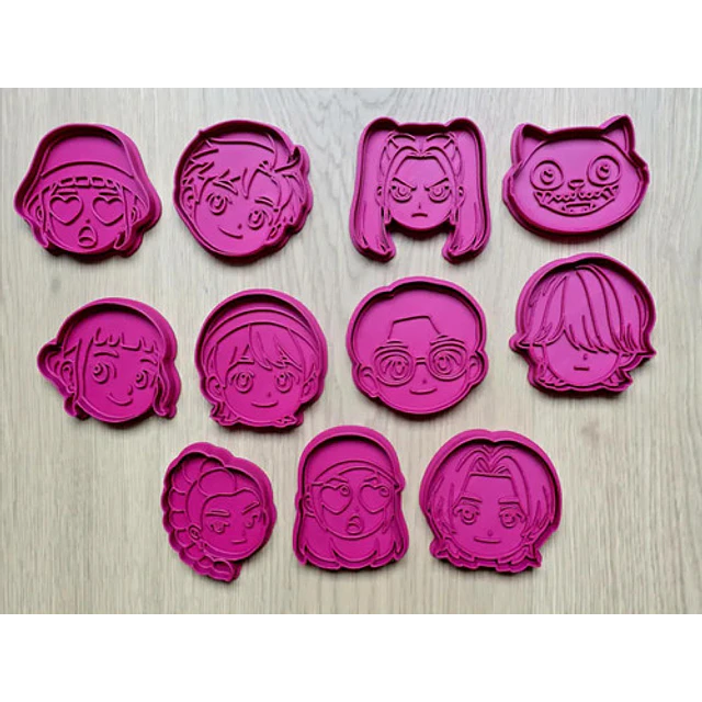 Cortador De Galletas Grandes De  Huntrix Y Saja Boys
