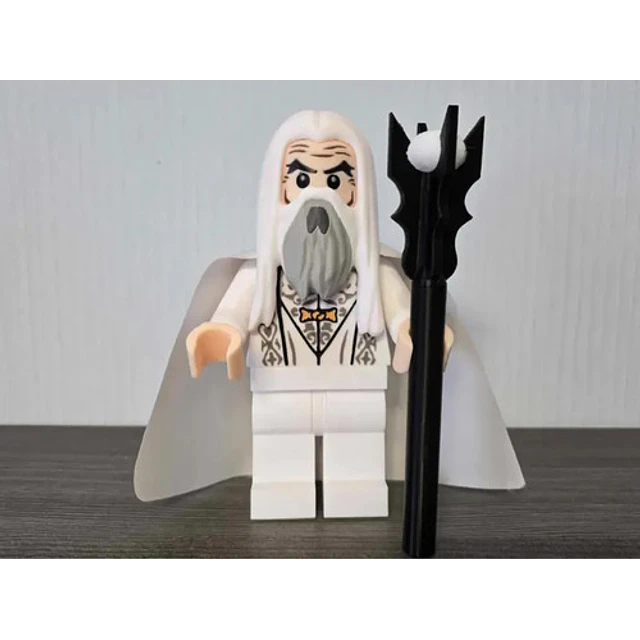 Saruman El Señor De Los Anillos - Figura Decorativa