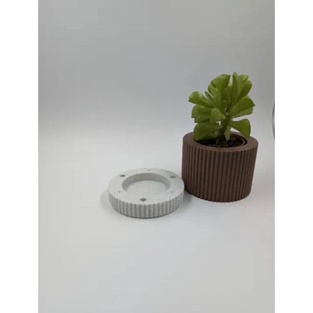 Pequeño Macetero Moderno