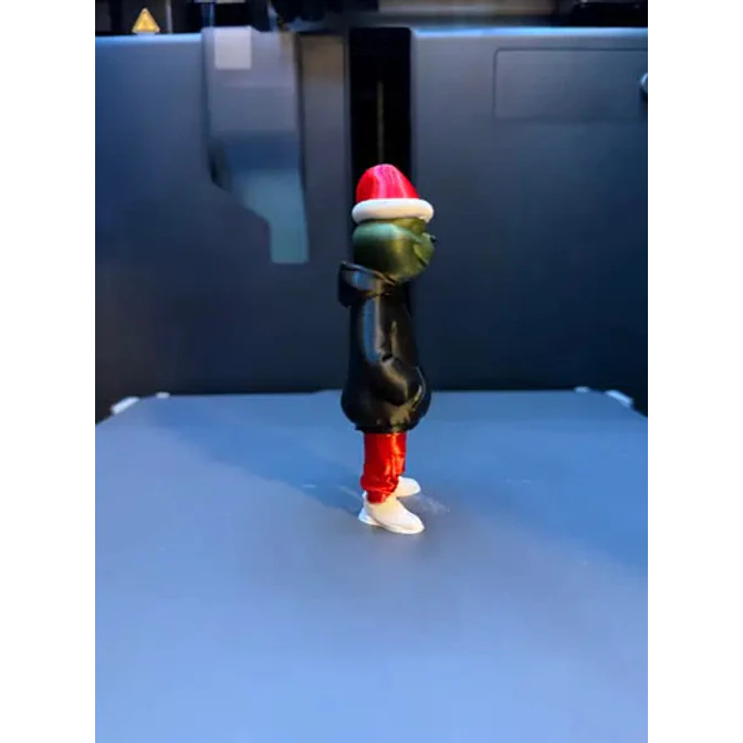 Figura Navideña De Grinch Con Look Urbano 4