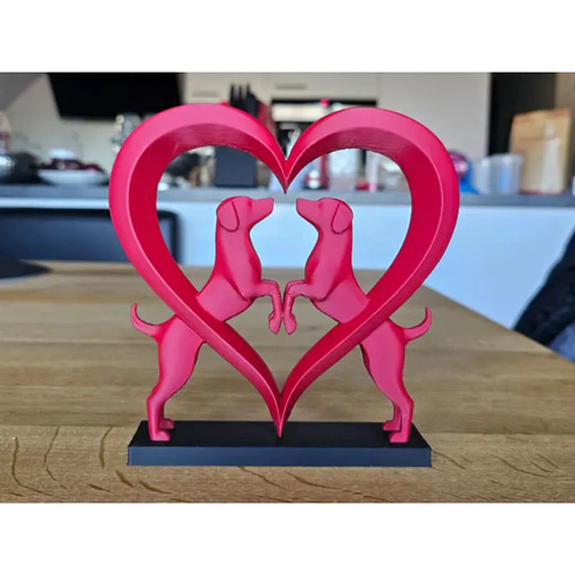 Elegante Escultura De Corazón De Perro