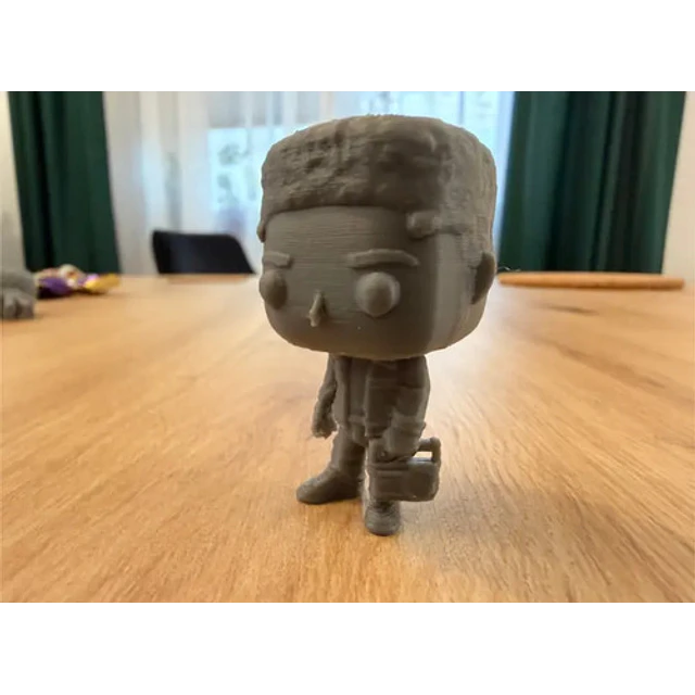 Estatua De Stranger Things Lucas Sinclair