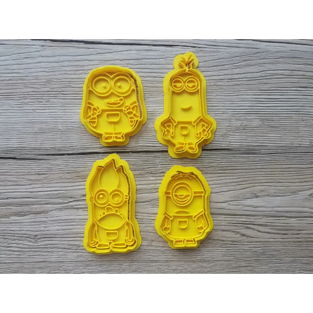 Pack De 4 Cortadores De Galletas Gru Minions
