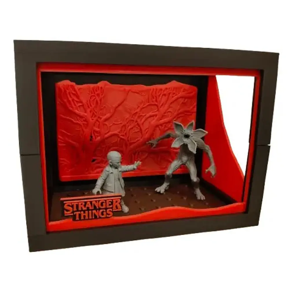 Diorama De Stranger Things  Eleven Y Demogorgon 2