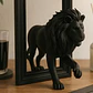 Escultura- León Negro Rompiendo El Marco - Miniatura 3