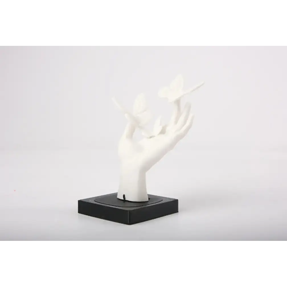 Escultura- Mano De Mariposas 1