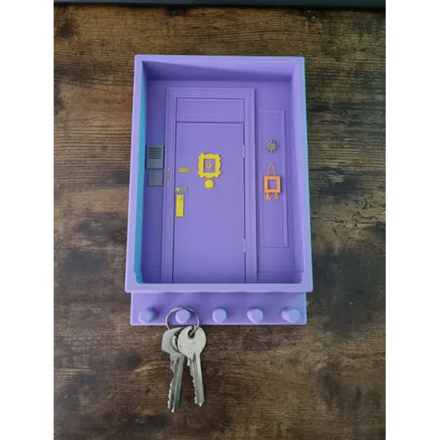 Amigos Para La Puerta De Mónica