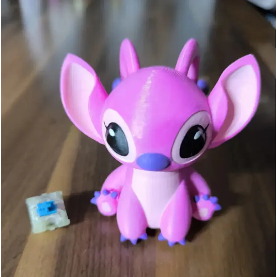 Figura Clicker Stitch Rosado