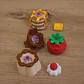 Clickers Figura Pudín - Fresa Con Chocolate - Panqueque - Miniatura 3