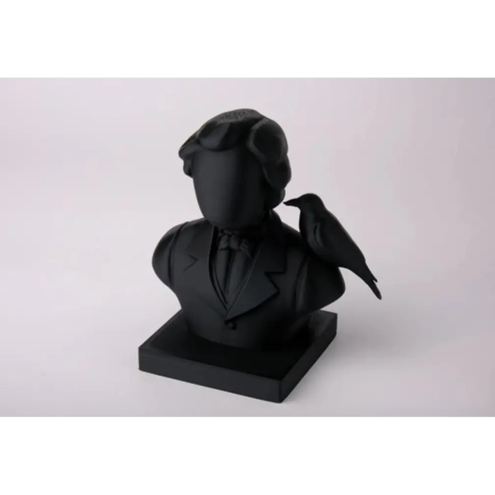 Escultura- El Cuervo Y El Poeta 2