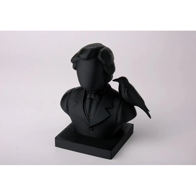 Escultura- El Cuervo Y El Poeta