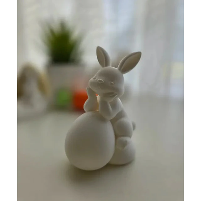 Figura Decorativa De Conejito En Huevo