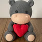 Figura Decorativa - Hipopótamo Tejido Con Corazón - Miniatura 1