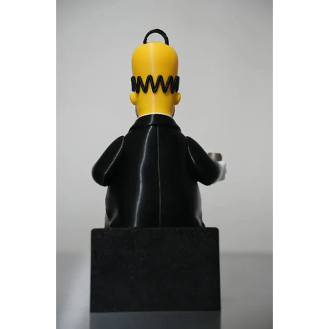 Figura Decorativa Homero Con Pizza Y Cerveza 3