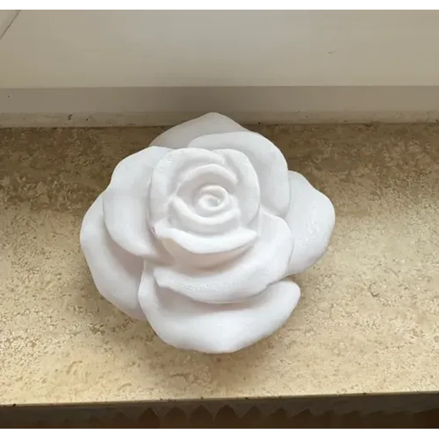 Figura De Rosa Blanca