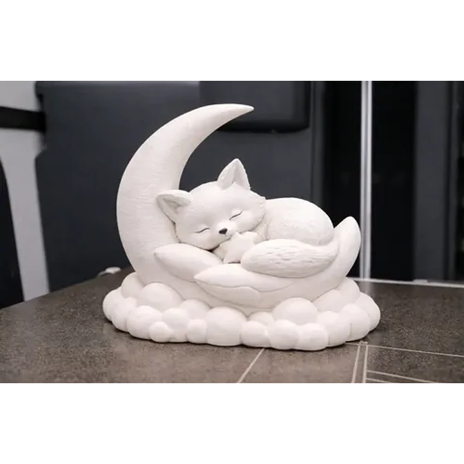 Escultura Decorativa- Zorro Durmiendo En La Luna 3
