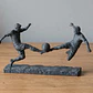 Escultura Decorativa- Volea De Futbol - Miniatura 3