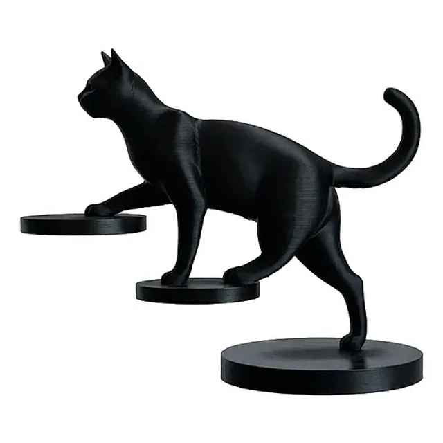 Estatua De Gato Equilibrado