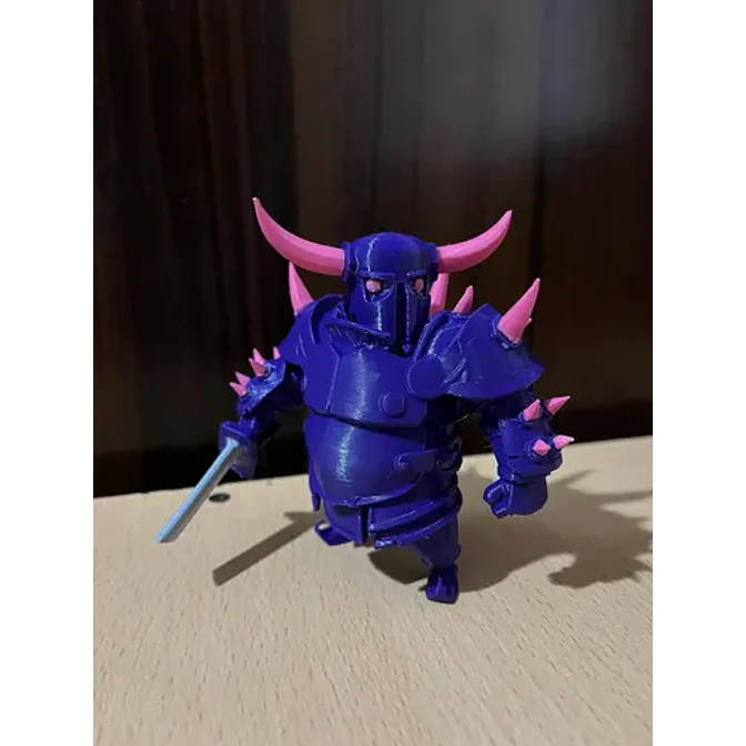 Figura Decorativa Pekka Juego 3