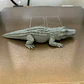 Escultura Decorativa Prints Patro- Cocodrilo Gris - Miniatura 4