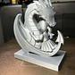 Escultura Decorativa Prints Patro- Abrazo Niña Y Dragón - Miniatura 4