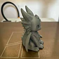 Escultura Decorativa Prints Patro- Bebé Dragón Guardián - Miniatura 5